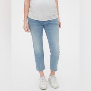 Gap Maternity Full Panel Cheeky Straight Jeans Color: medium wash size 27/4